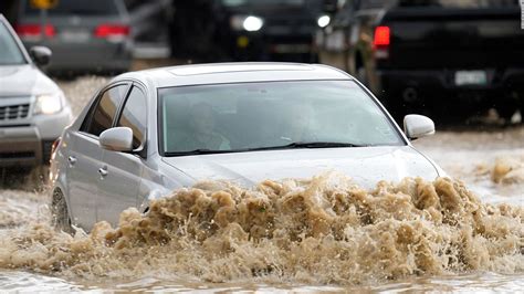 Más de 15 millones de personas están bajo la amenaza de tormentas severas en todo el centro de EE.UU.